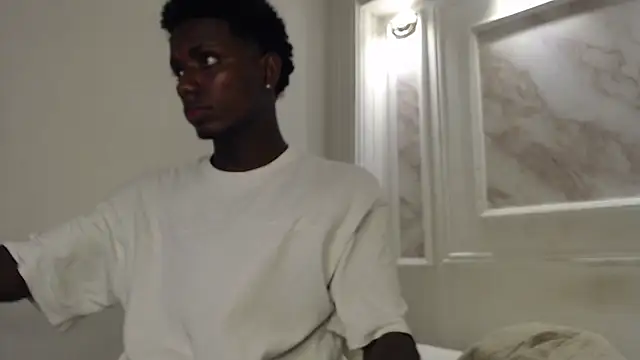 Amare 25 online show from October 21, 2025, 7:02 pm