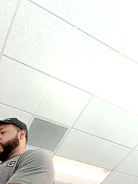 tripping385 online show from October 9, 2025, 2:17 pm