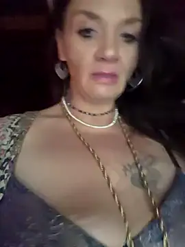 Uniquegypsy420 online show from September 10, 2025, 3:22 pm