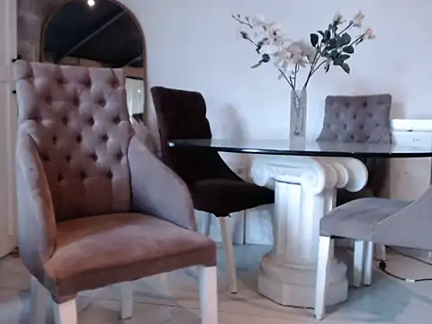 Snapshot of Marrr-hot chatting on November 7, 2025, 7:51 pm Marrr-hot online show from November 7, 2025, 7:51 pm