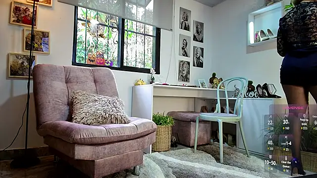 Snapshot of mrs_edha chatting on October 22, 2025, 12:26 pm mrs edha online show from October 22, 2025, 12:26 pm