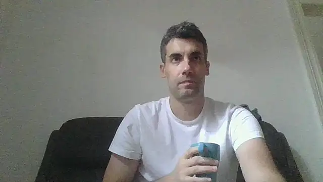 Snapshot of JulioIsHere4you chatting on September 13, 2025, 1:44 pm JulioIsHere4you online show from September 13, 2025, 1:44 pm