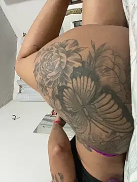 danilyns online show from March 27, 2026, 11:05 pm