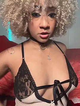 Snapshot of Dark_chanel chatting on April 24, 2026, 3:19 am Dark chanel online show from April 24, 2026, 3:19 am