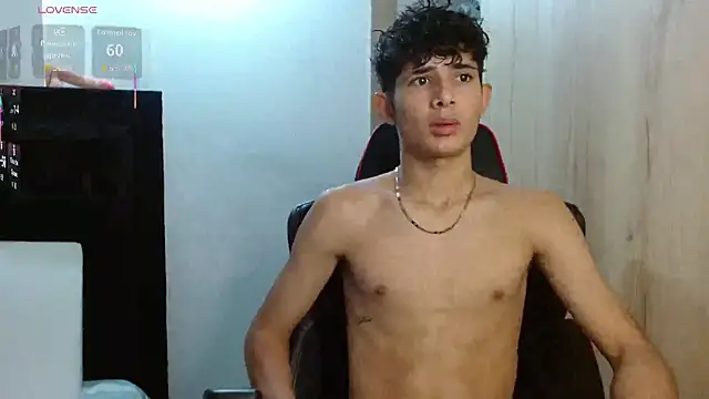 Noah-Garcia online show from September 23, 2025, 5:20 pm