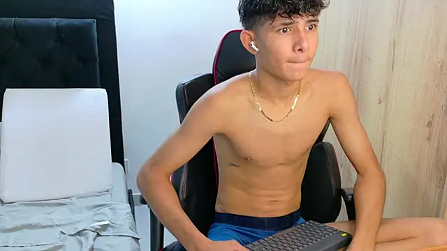 Noah-Garcia online show from September 27, 2025, 8:15 pm