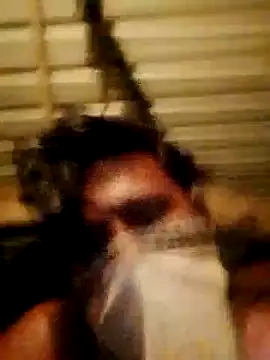 Snapshot of CUTE-004 chatting on October 2, 2025, 5:27 pm CUTE-004 online show from October 2, 2025, 5:27 pm