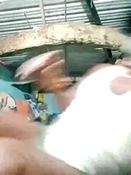 Snapshot of CUTE-004 chatting on October 20, 2025, 4:29 pm CUTE-004 online show from October 20, 2025, 4:29 pm