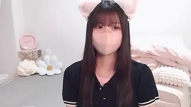 Snapshot of moka-neko chatting on September 24, 2025, 11:50 am moka-neko online show from September 24, 2025, 11:50 am