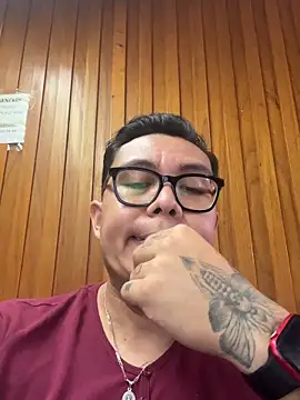 Luis0930h online show from September 10, 2025, 11:37 pm