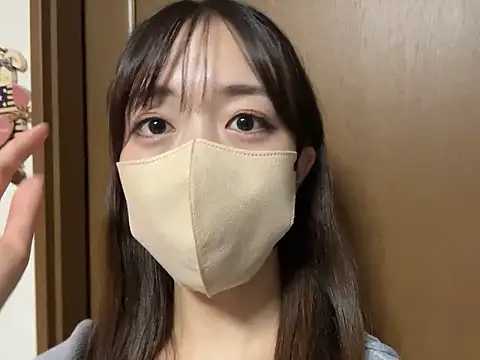 rafachama lvlv online show from October 4, 2025, 5:25 pm