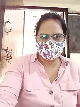 Snapshot of Your-vipasha chatting on June 6, 2026, 6:18 am Your-vipasha online show from June 6, 2026, 6:18 am