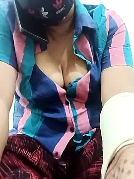 Snapshot of Your-vipasha chatting on October 17, 2025, 7:04 pm Your-vipasha online show from October 17, 2025, 7:04 pm