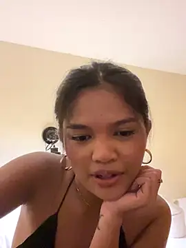  Lilxoxo online show from September 12, 2025, 2:17 pm