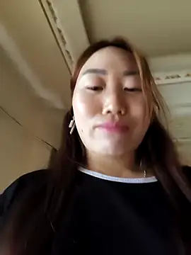 Snapshot of siki-00 chatting on December 18, 2025, 1:44 am siki-00 online show from December 18, 2025, 1:44 am