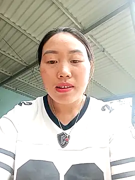 Snapshot of siki-00 chatting on October 9, 2025, 2:34 am siki-00 online show from October 9, 2025, 2:34 am