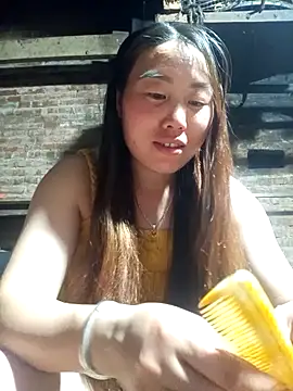 Snapshot of siki-00 chatting on September 17, 2025, 3:14 pm siki-00 online show from September 17, 2025, 3:14 pm