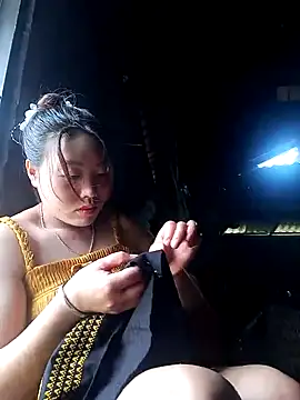 Snapshot of siki-00 chatting on September 21, 2025, 2:39 am siki-00 online show from September 21, 2025, 2:39 am