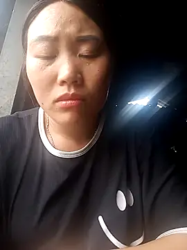 Snapshot of siki-00 chatting on October 5, 2025, 5:42 am siki-00 online show from October 5, 2025, 5:42 am