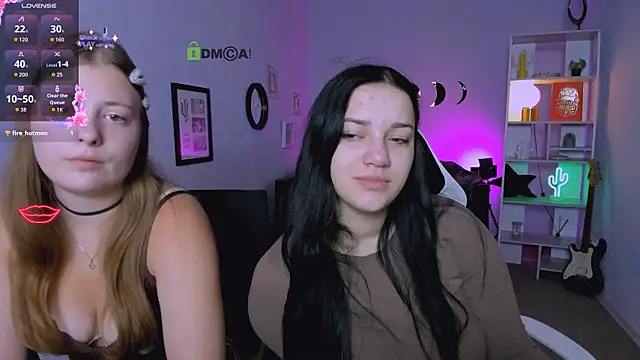 Snapshot of melani_bumm chatting on October 3, 2025, 5:53 am melani bumm online show from October 3, 2025, 5:53 am