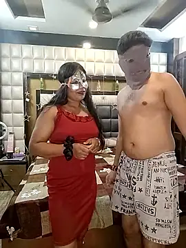 Aarushi sexy online show from September 22, 2025, 8:42 am