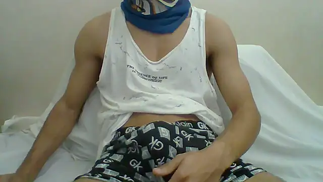 Snapshot of Osamabigdick7 chatting on February 1, 2026, 5:55 pm Osamabigdick7 online show from February 1, 2026, 5:55 pm