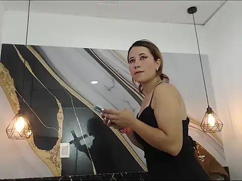 PilarArias online show from January 14, 2026, 1:37 pm