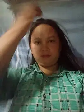 -Kitty-92 online show from September 18, 2025, 10:46 pm