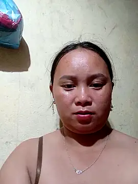 -Kitty-92 online show from September 13, 2025, 12:38 pm