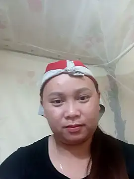 -Kitty-92 online show from October 27, 2025, 1:45 pm