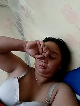 -Kitty-92 online show from October 5, 2025, 10:22 pm