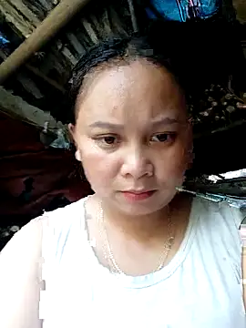 -Kitty-92 online show from October 5, 2025, 9:11 am