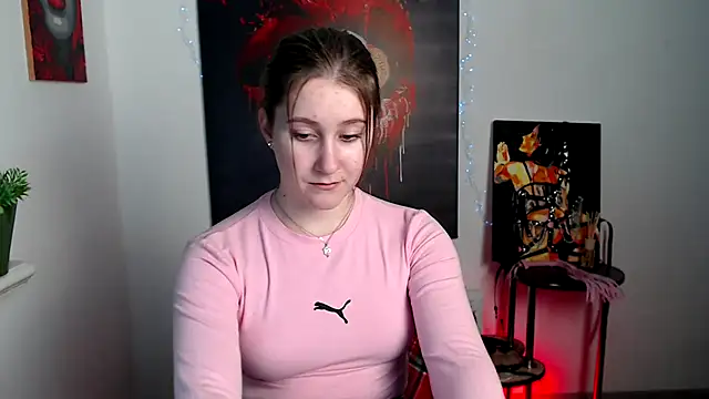 Snapshot of Milka_kamila chatting on February 20, 2026, 2:41 pm Milka kamila online show from February 20, 2026, 2:41 pm