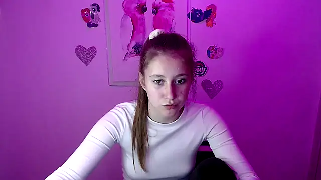 Snapshot of Milka_kamila chatting on September 27, 2025, 9:26 am Milka kamila online show from September 27, 2025, 9:26 am