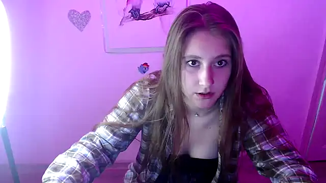 Snapshot of Milka_kamila chatting on September 12, 2025, 12:49 pm Milka kamila online show from September 12, 2025, 12:49 pm