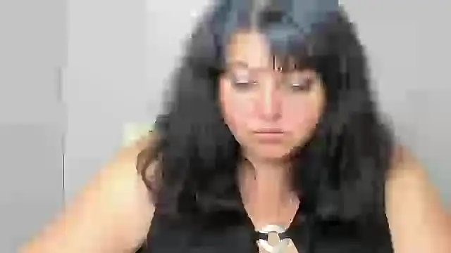 Amelia Kissu online show from September 16, 2025, 11:11 am