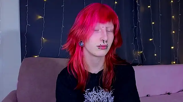 Snapshot of KandraCruser chatting on February 5, 2026, 8:48 pm KandraCruser online show from February 5, 2026, 8:48 pm