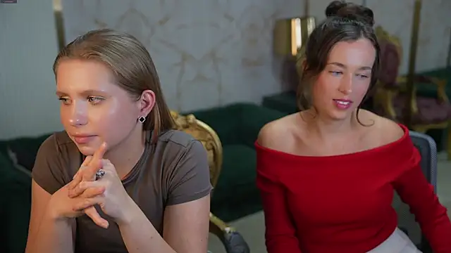 Snapshot of Tiana_Princesss chatting on September 26, 2025, 2:57 pm Tiana Princesss online show from September 26, 2025, 2:57 pm