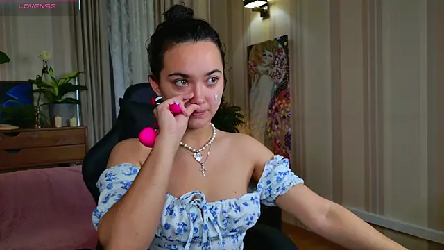 CutePully online show from September 16, 2025, 6:03 am