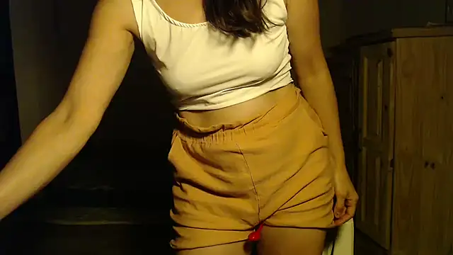 Missforever online show from May 7, 2026, 12:15 am