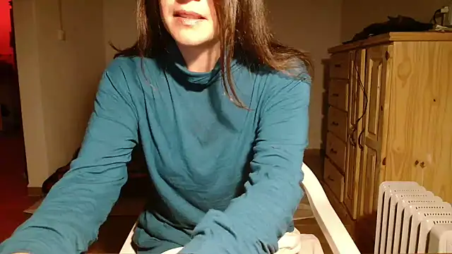 Missforever online show from June 1, 2026, 9:47 pm