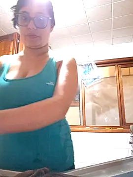 Snapshot of Monse--145 chatting on October 9, 2025, 2:28 pm Monse--145 online show from October 9, 2025, 2:28 pm