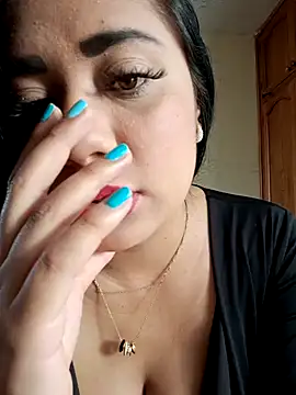 Monse--145 online show from November 21, 2025, 9:14 pm