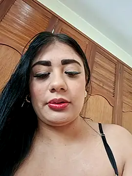 Snapshot of Monse--145 chatting on February 12, 2026, 2:28 pm Monse--145 online show from February 12, 2026, 2:28 pm