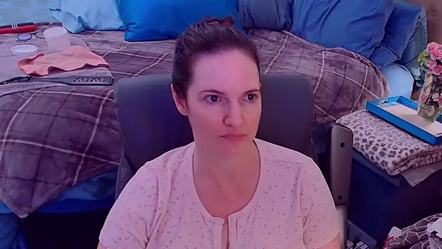 ninajaymes online show from September 9, 2025, 9:46 pm