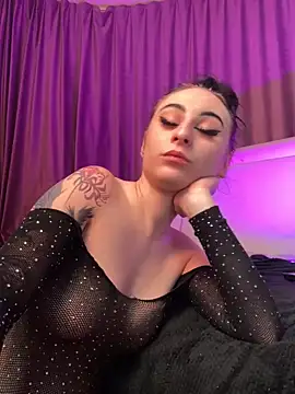 SaraiAngel online show from March 27, 2026, 5:05 am