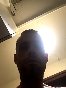 Stevieiii online show from October 7, 2025, 6:53 pm