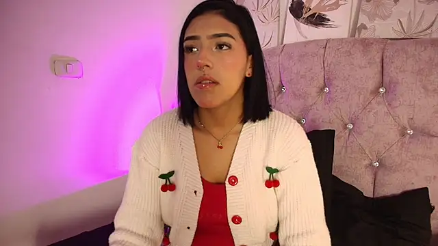 Dulce Bella  online show from February 3, 2026, 3:48 am