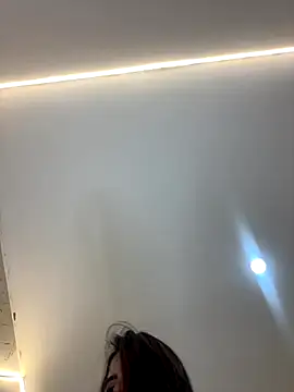 Snapshot of violerr_01 chatting on September 23, 2025, 8:27 pm violerr 01 online show from September 23, 2025, 8:27 pm