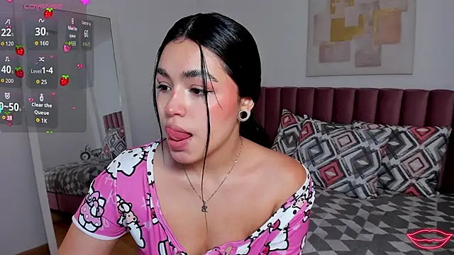 AvaScott  online show from November 13, 2025, 5:17 pm